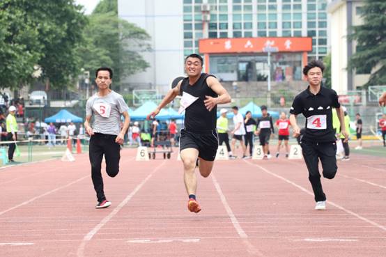 https://mmbiz.qpic.cn/mmbiz_jpg/BNrunR6R7icHzhNlYaoWpOxJs3MTYrTja5VgKHE0E4xPuv7rTloMQFKsENfPM5ArB65rLhuEg52ib0yRxgMbHsiaQ/?wx_fmt=jpeg