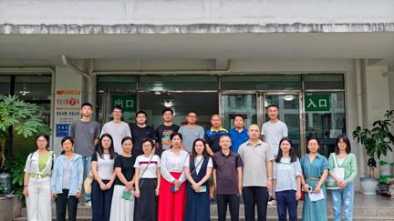 物理与机电工程学院开展新学期学生宿舍走访工作